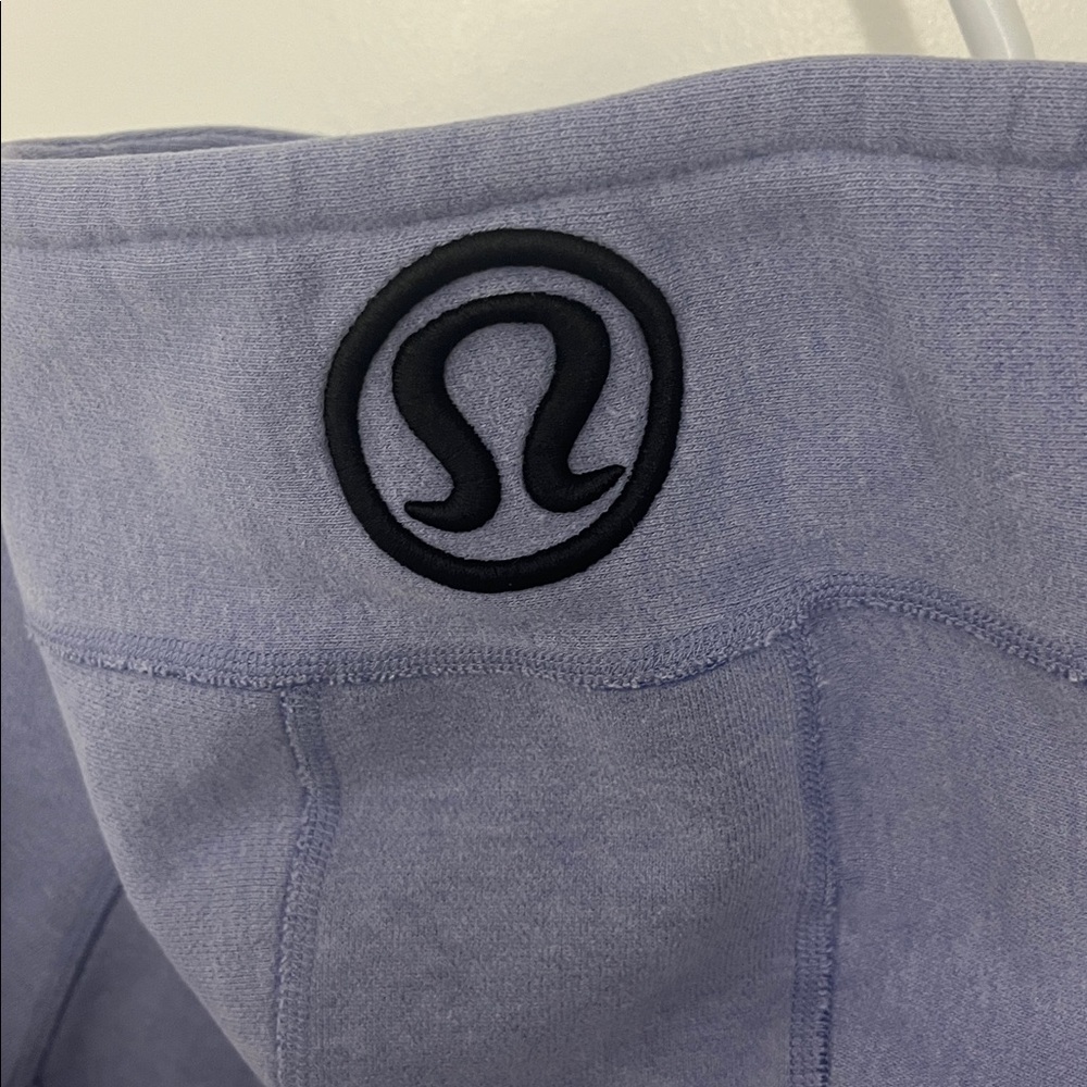 Lululemon Women's Scuba Hoodie - Picture 12 of 12